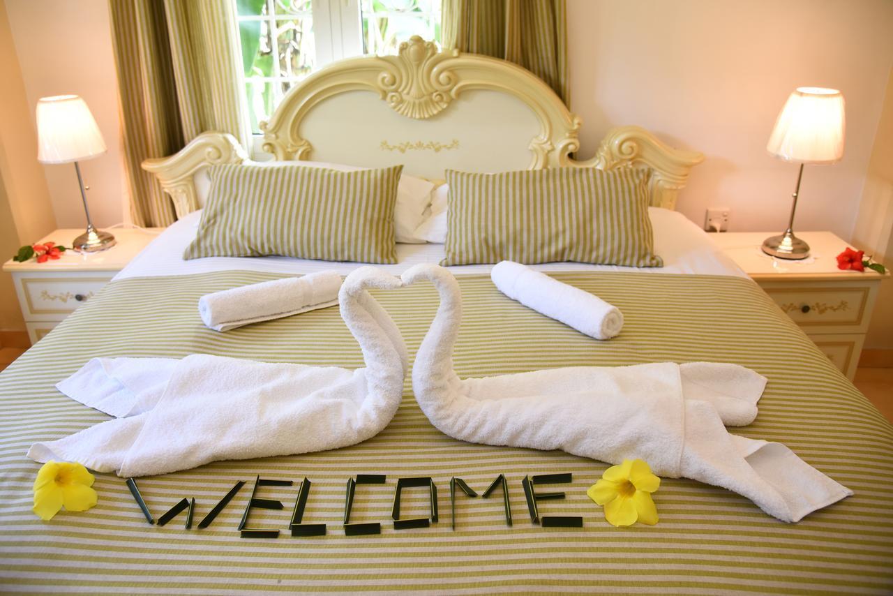 Jessies Guest House Seychelles Beau Vallon  Exteriör bild